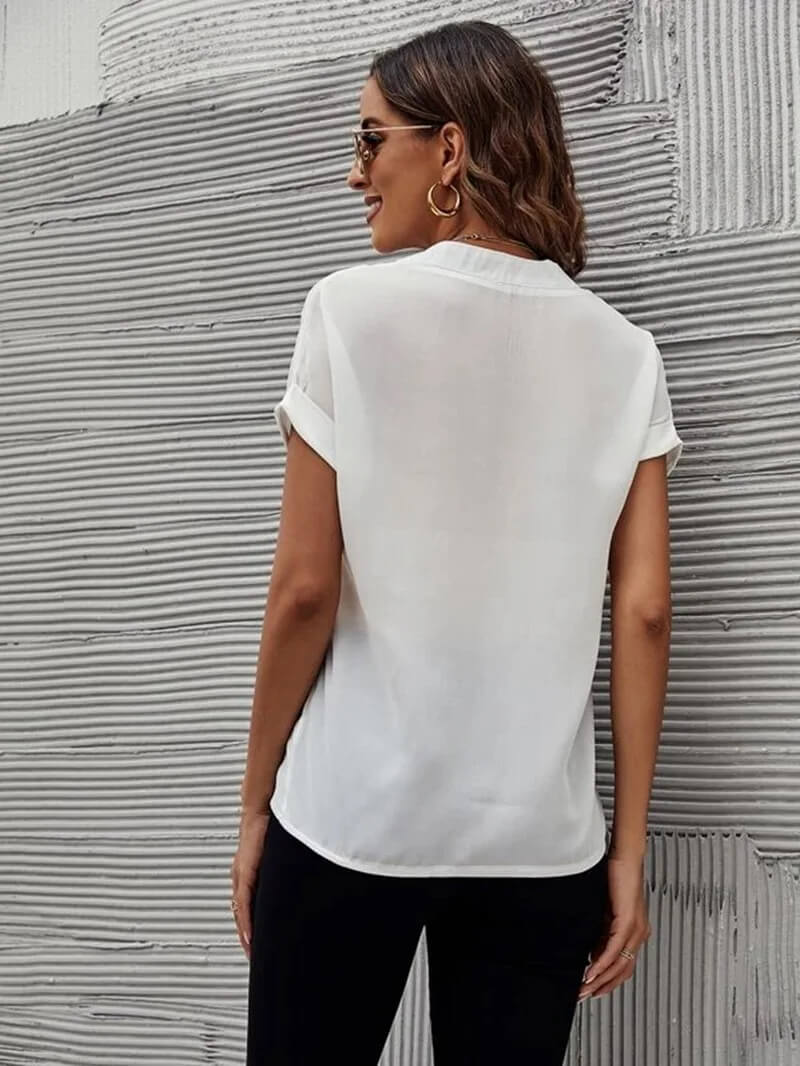 Blusa elegante con scollatura a V